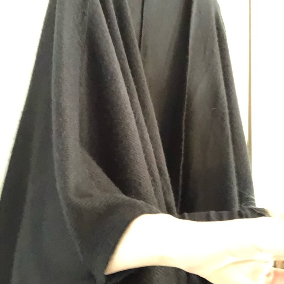 Isabel soft black shawl wrap women’s one size - Picture 2 of 4